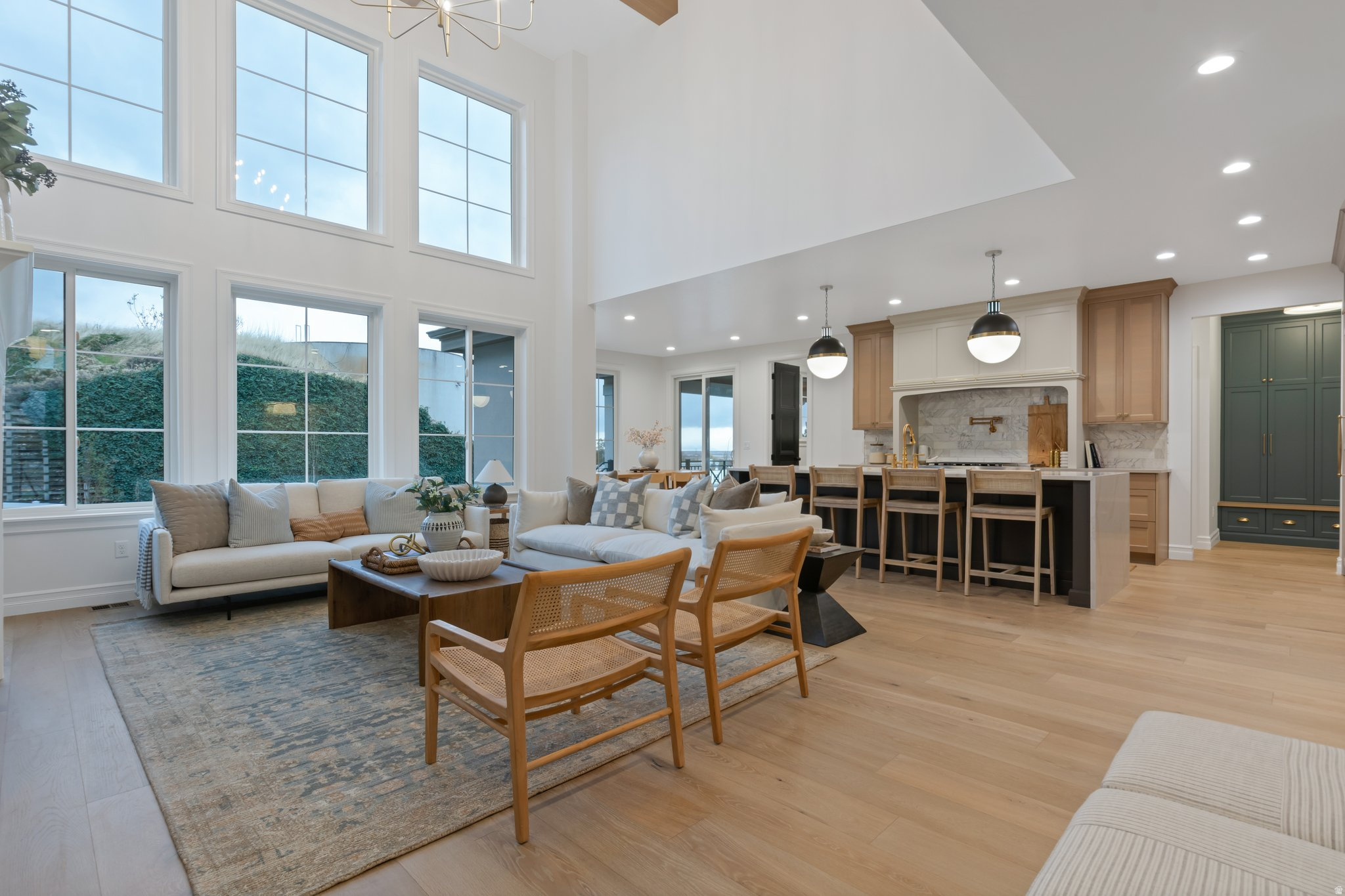 SUMMERHILL LANE - Residential