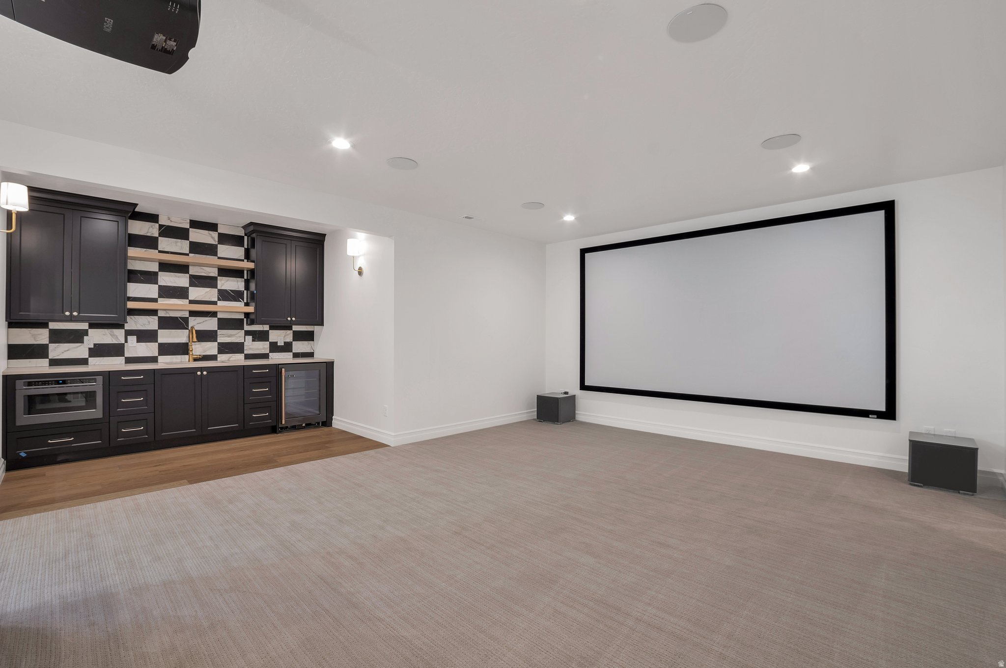 SUMMERHILL LANE - Residential