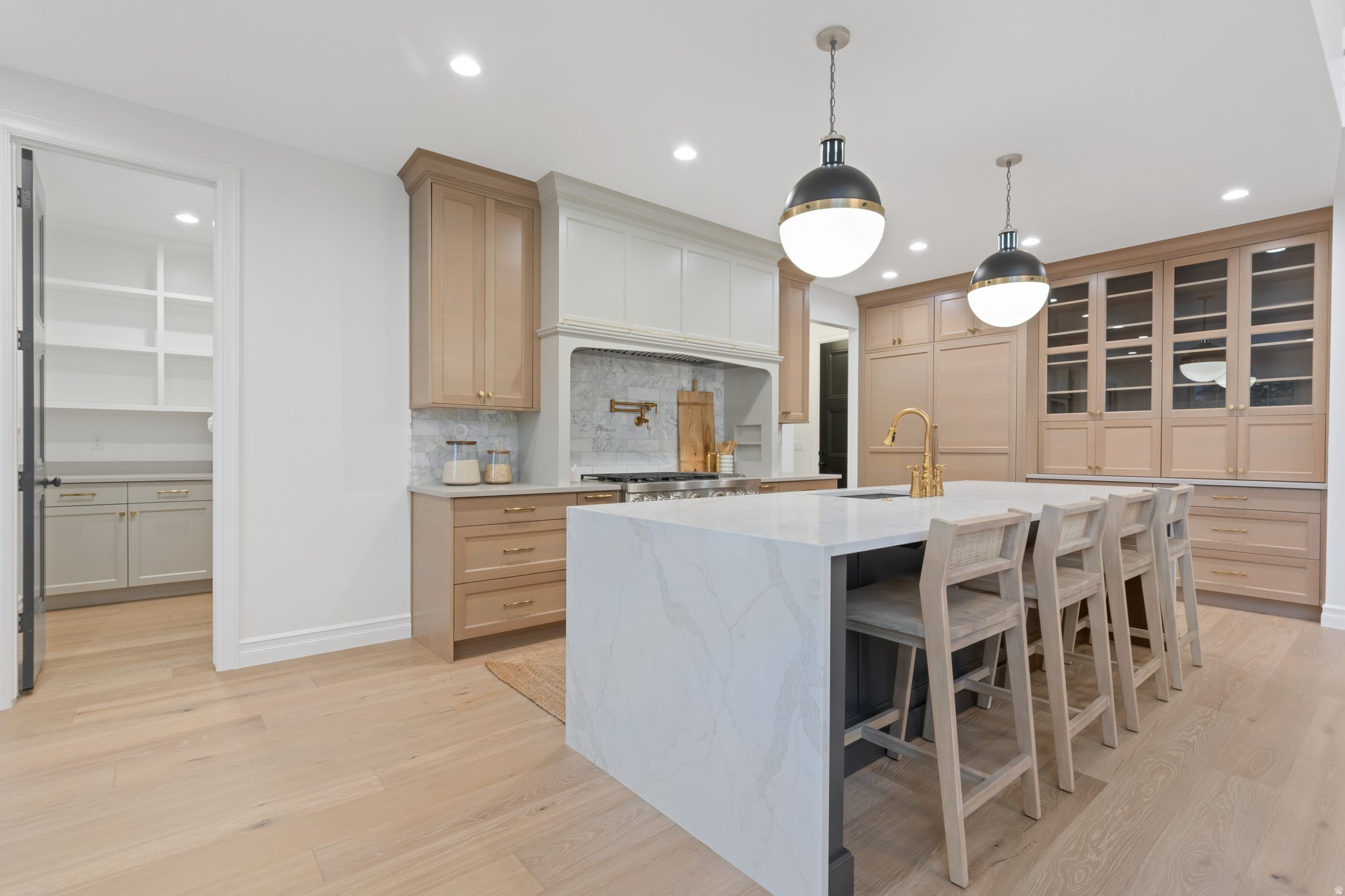 SUMMERHILL LANE - Residential