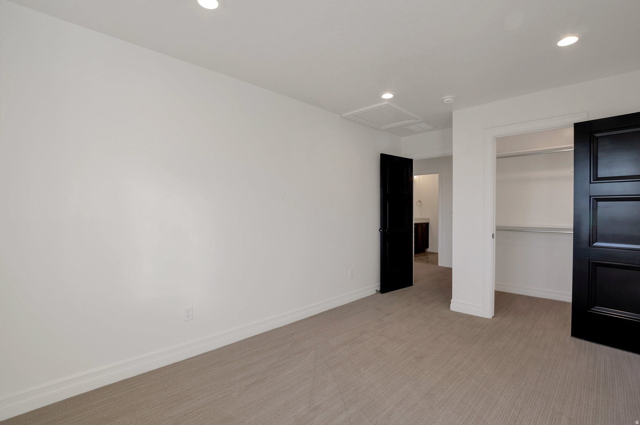 SUMMERHILL LANE - Residential