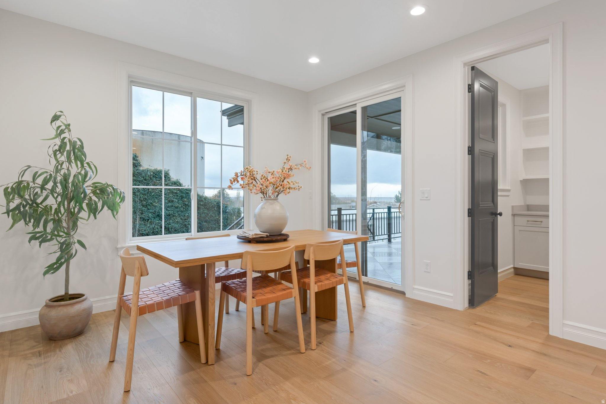 SUMMERHILL LANE - Residential
