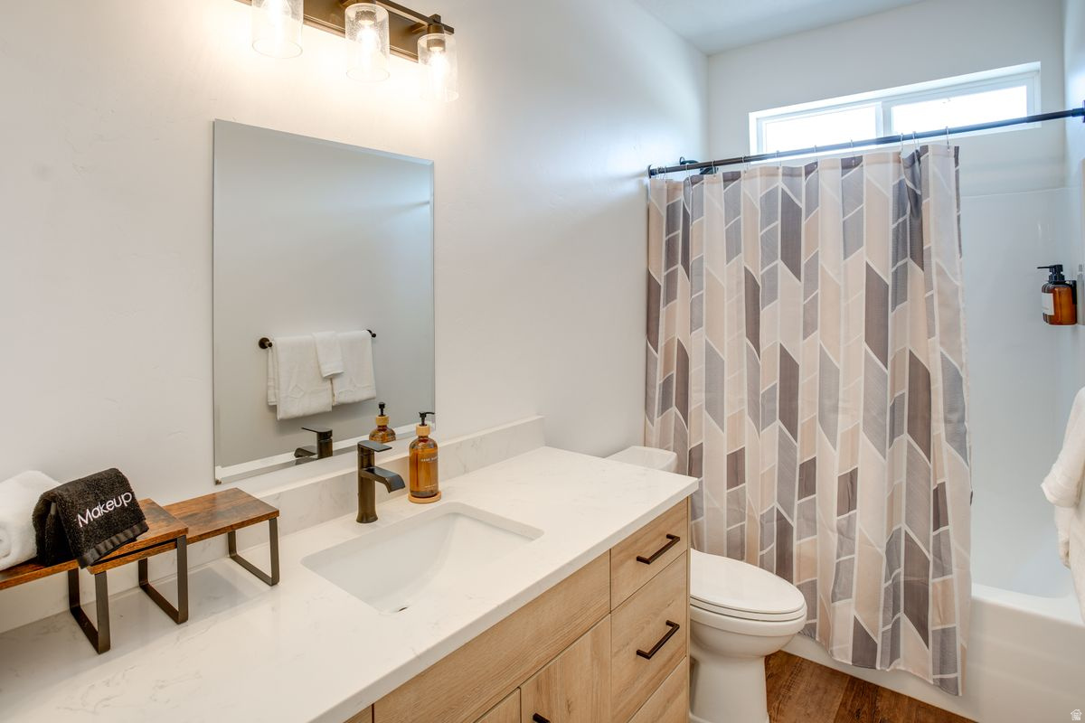 GOLF COURSE SUB - Residential