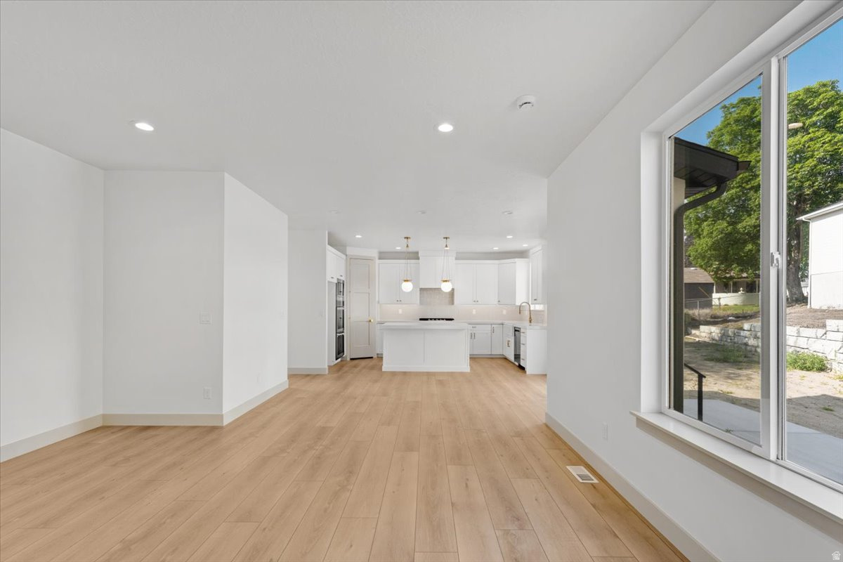 OAKHAVEN PARK - Residential