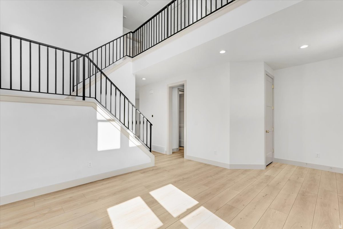 OAKHAVEN PARK - Residential