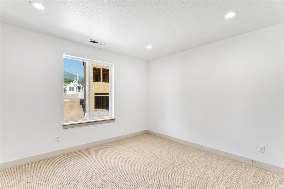 OAKHAVEN PARK - Residential