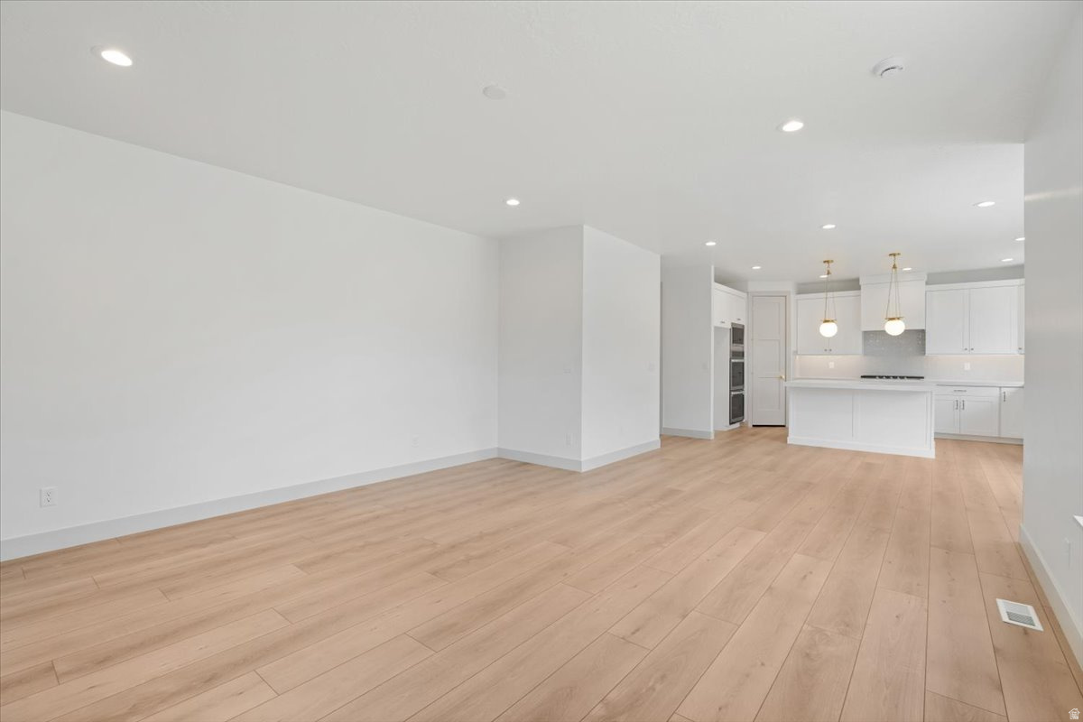 OAKHAVEN PARK - Residential