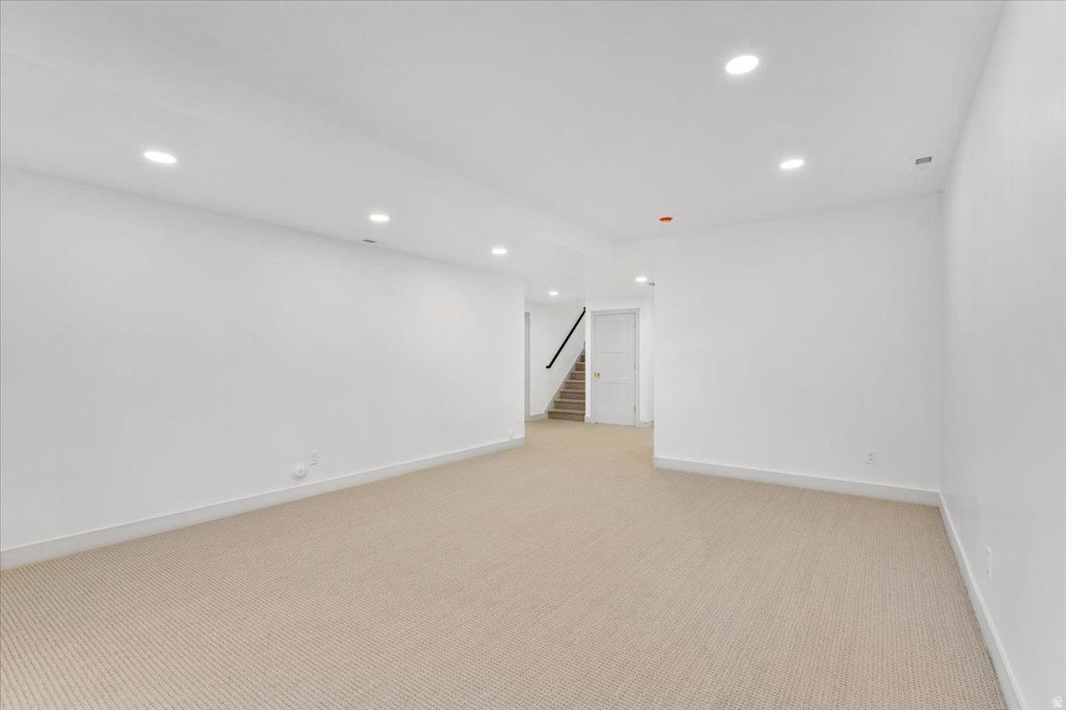 OAKHAVEN PARK - Residential