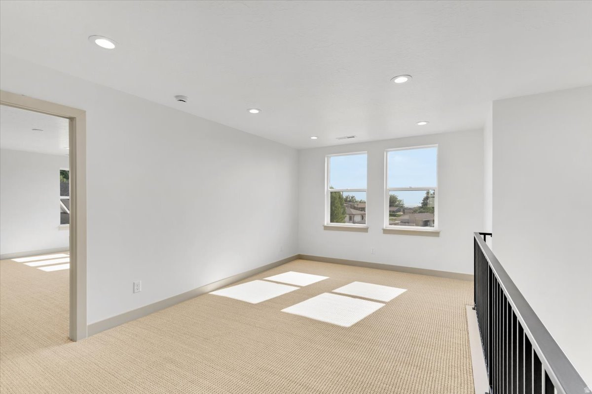 OAKHAVEN PARK - Residential
