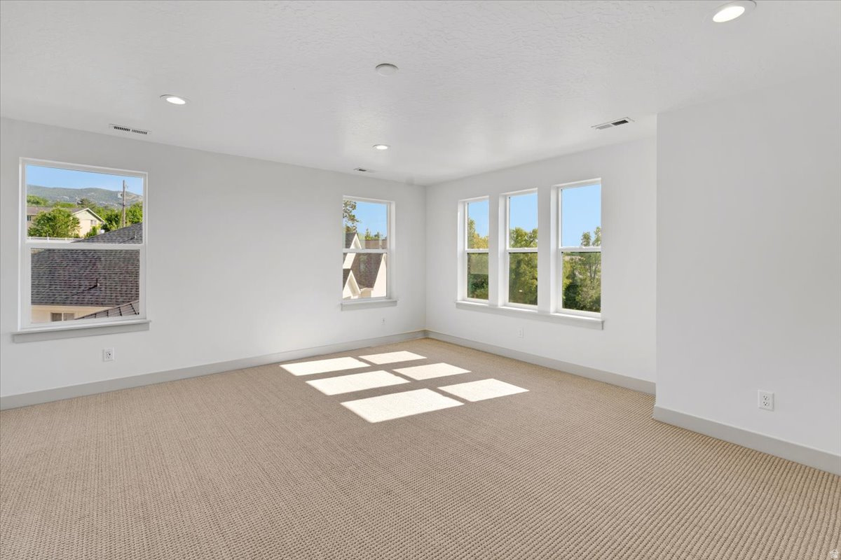 OAKHAVEN PARK - Residential
