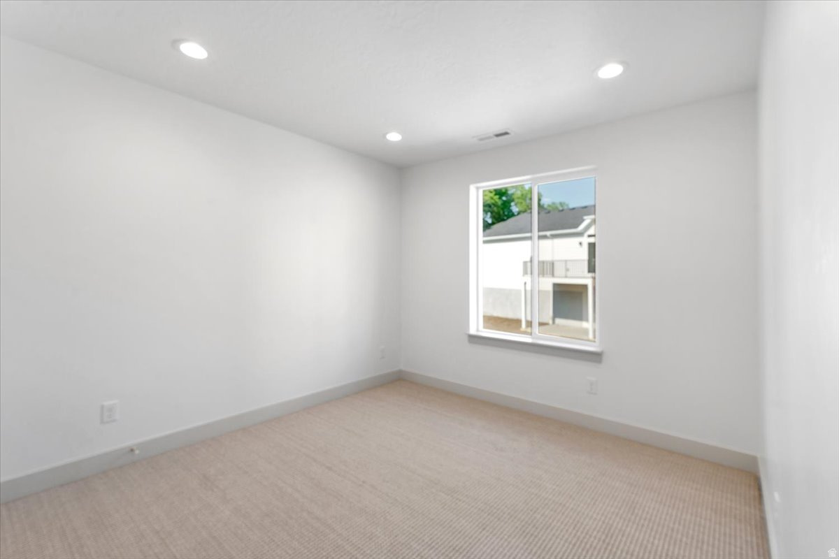 OAKHAVEN PARK - Residential