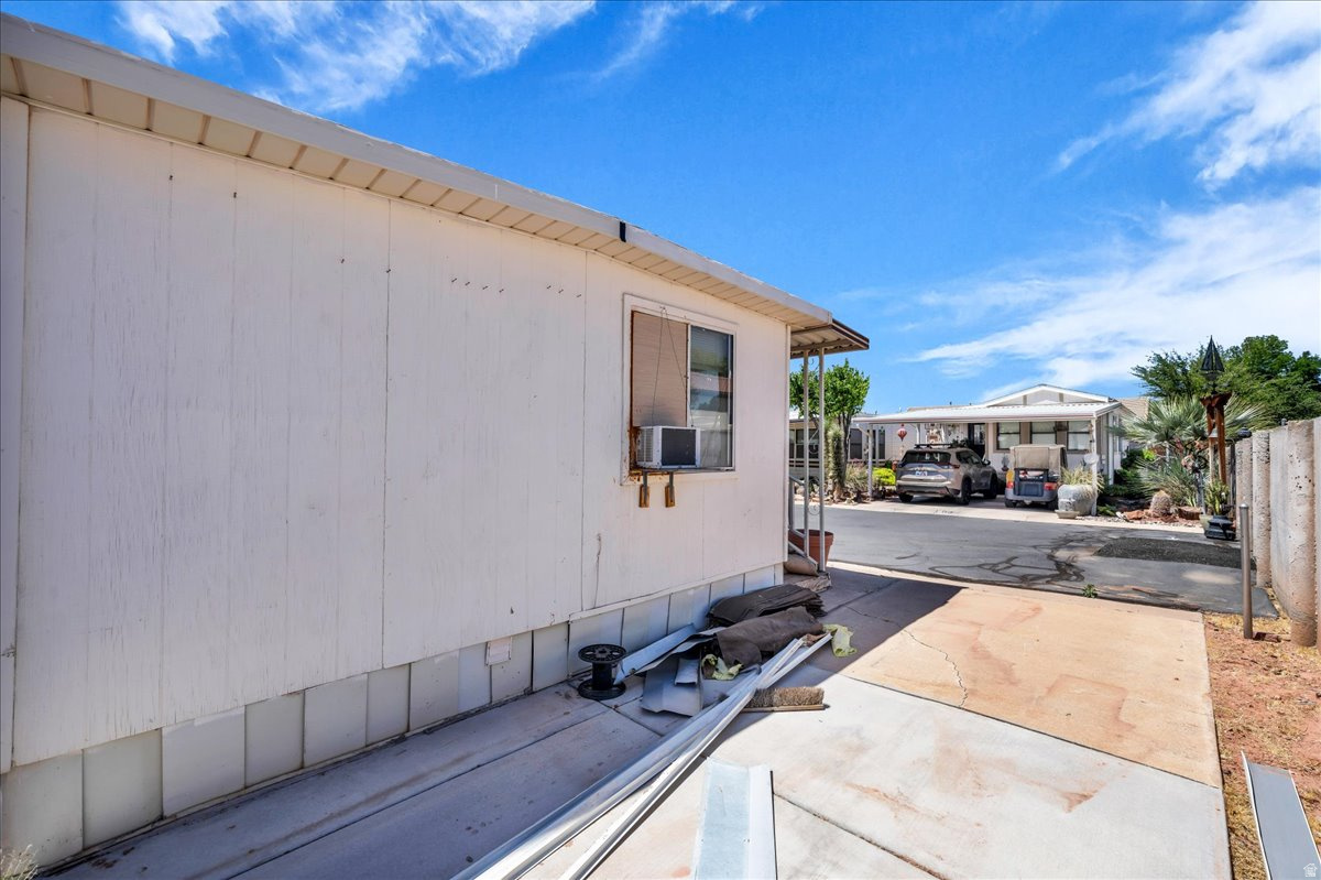 DIXIE DOWNS RV RESORT - Residential