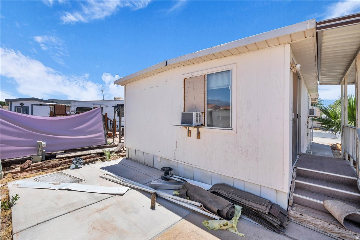 DIXIE DOWNS RV RESORT - Residential