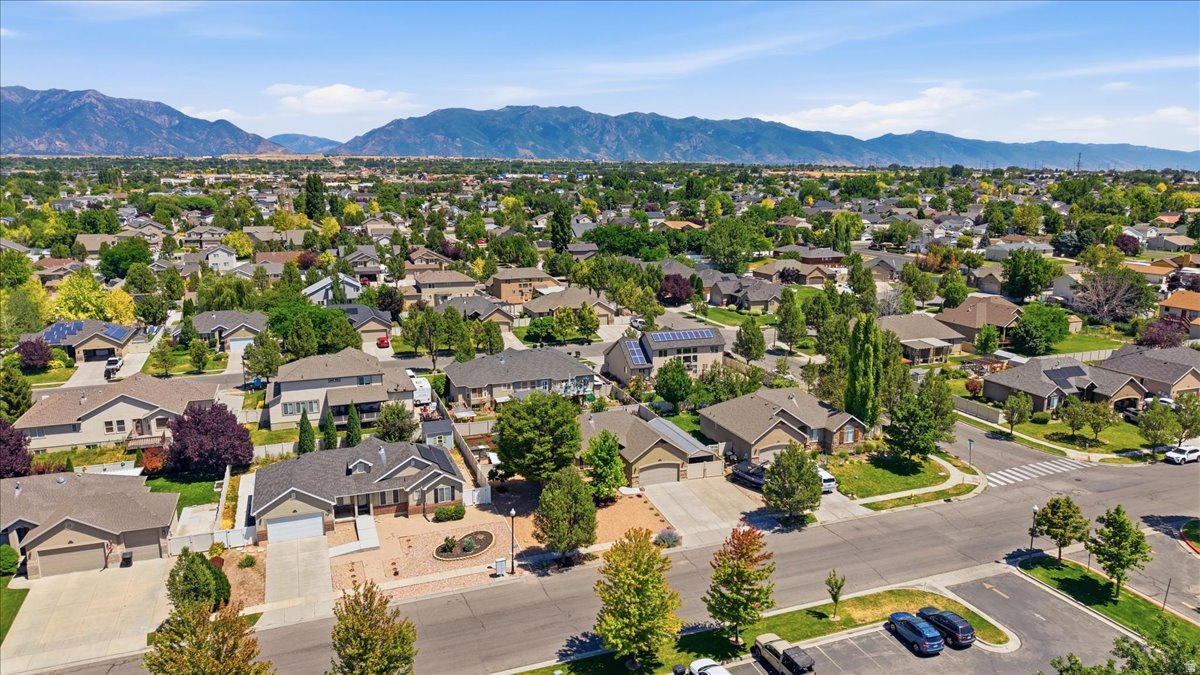 WAYMENT ACRES - Residential