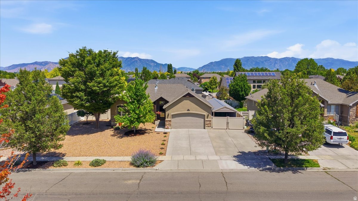 WAYMENT ACRES - Residential