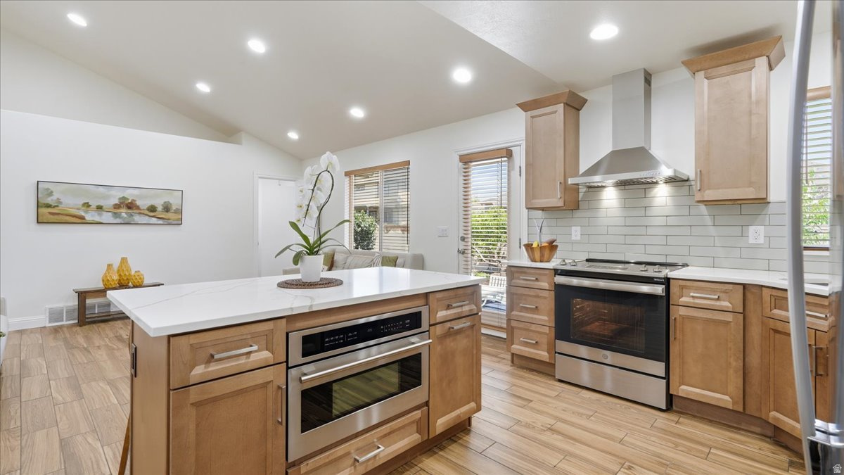 WAYMENT ACRES - Residential