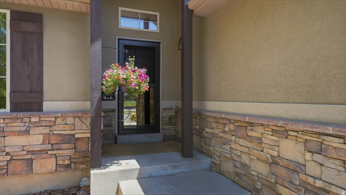 WAYMENT ACRES - Residential