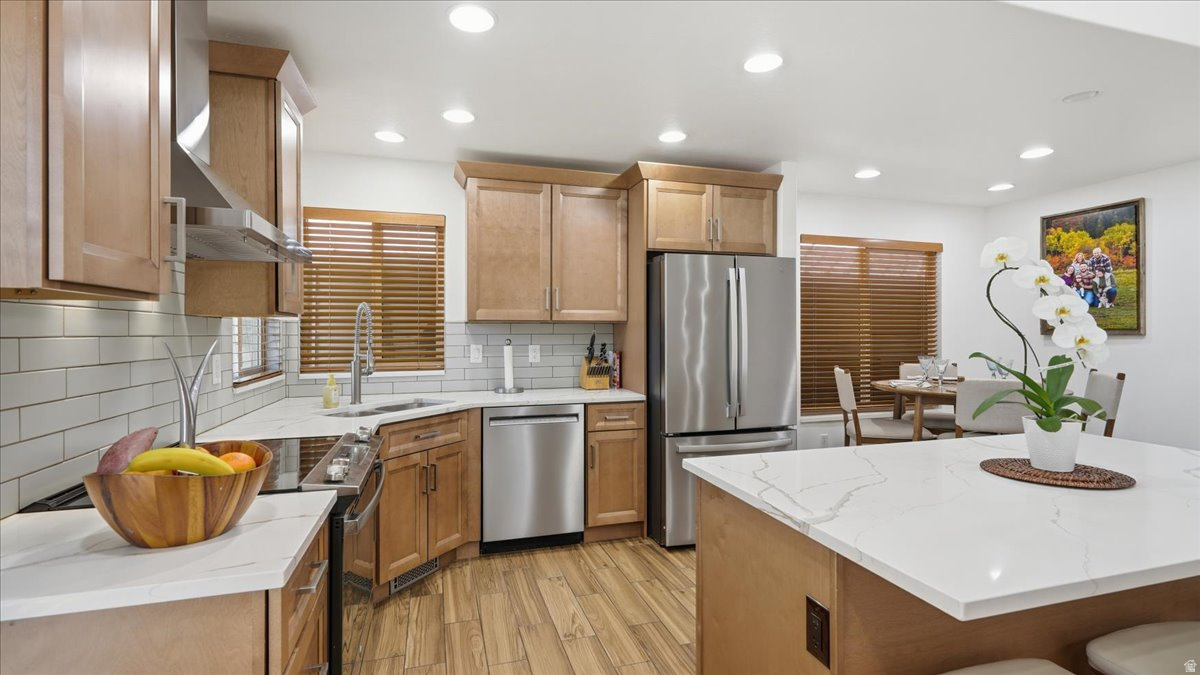WAYMENT ACRES - Residential