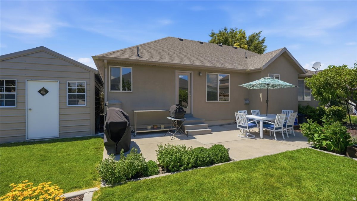 WAYMENT ACRES - Residential