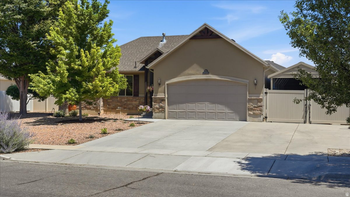 WAYMENT ACRES - Residential