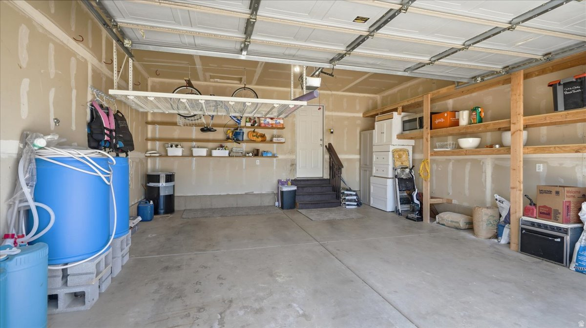 WAYMENT ACRES - Residential