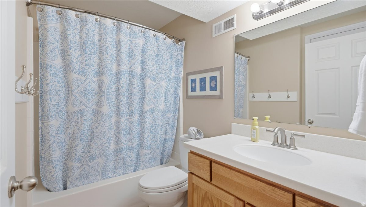 WAYMENT ACRES - Residential