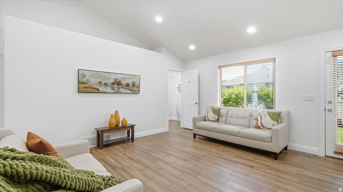 WAYMENT ACRES - Residential