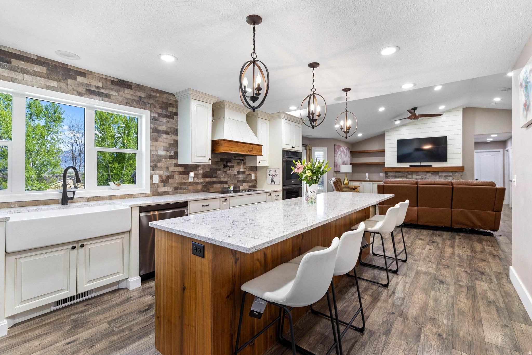 PHEASANT HOLLOW ESTATES PHASE 2 - Residential