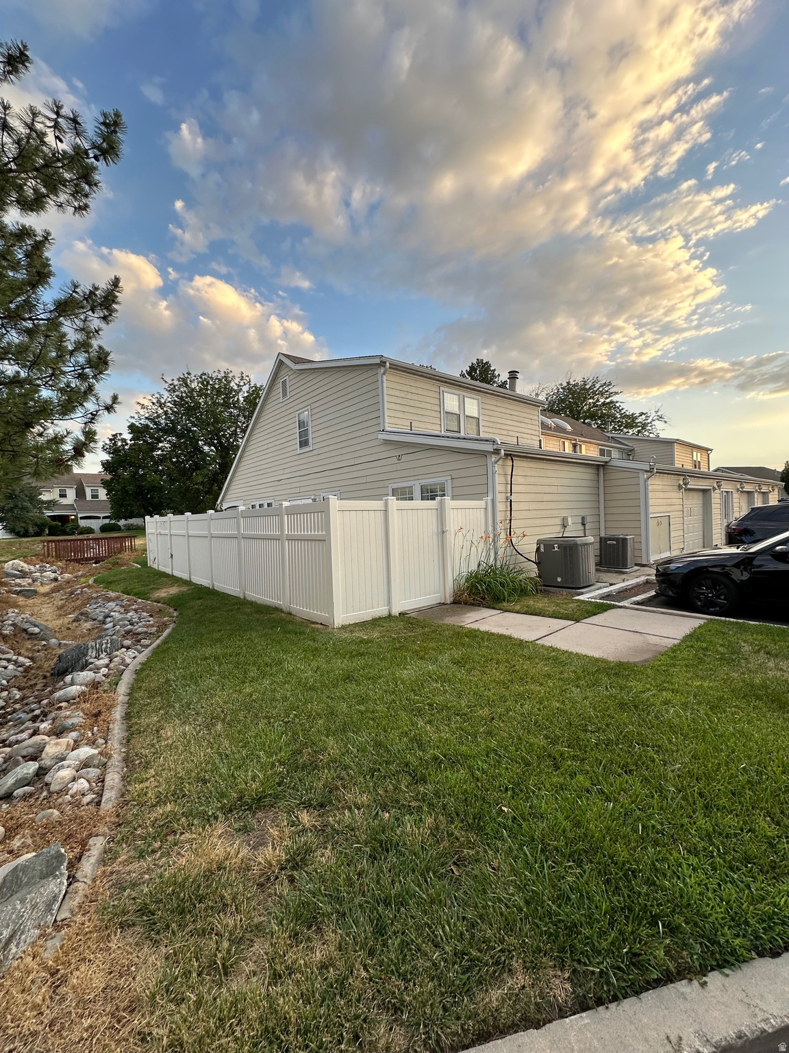 PHEASANTBROOK - Residential