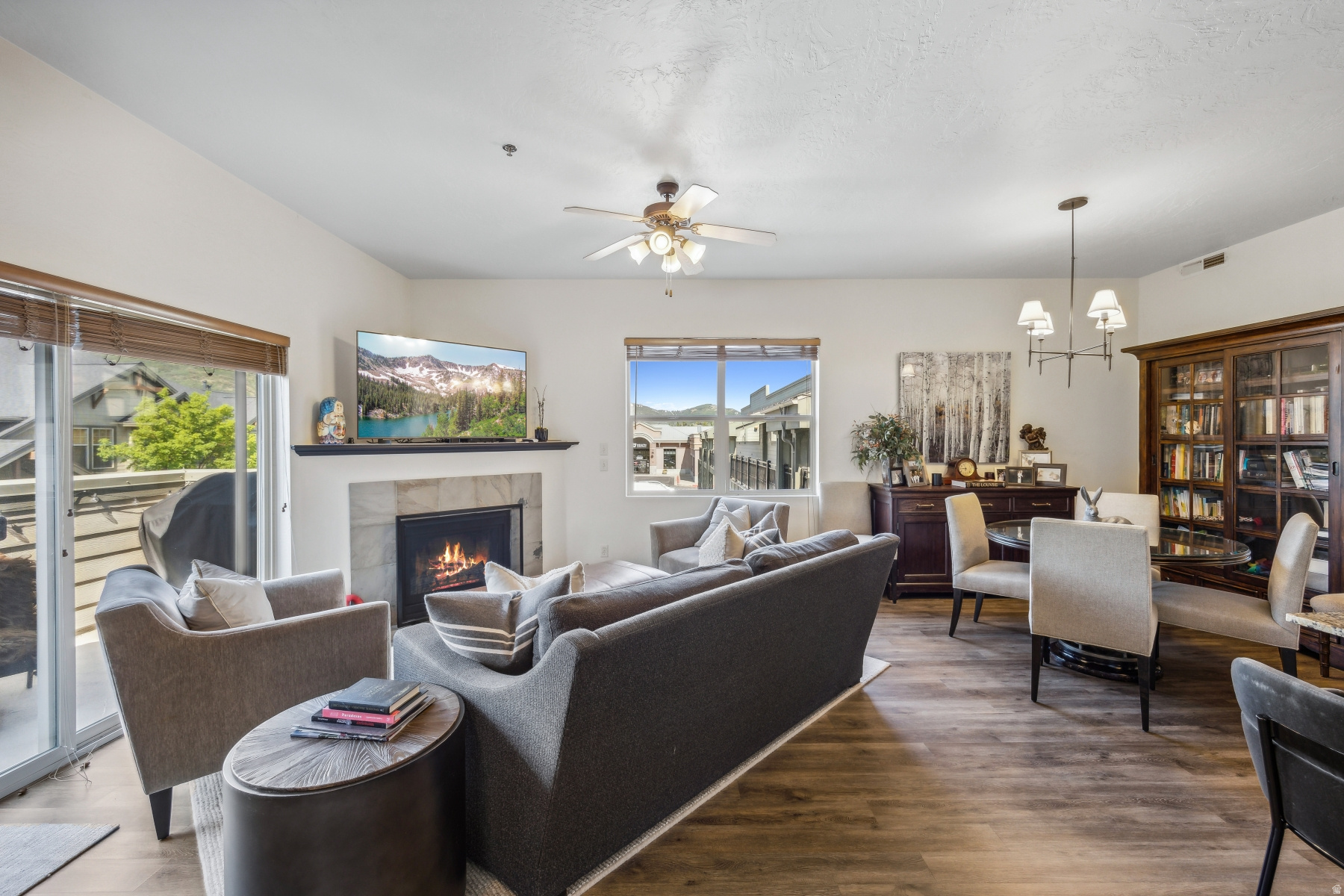 FOX POINT AT REDSTONE - Residential