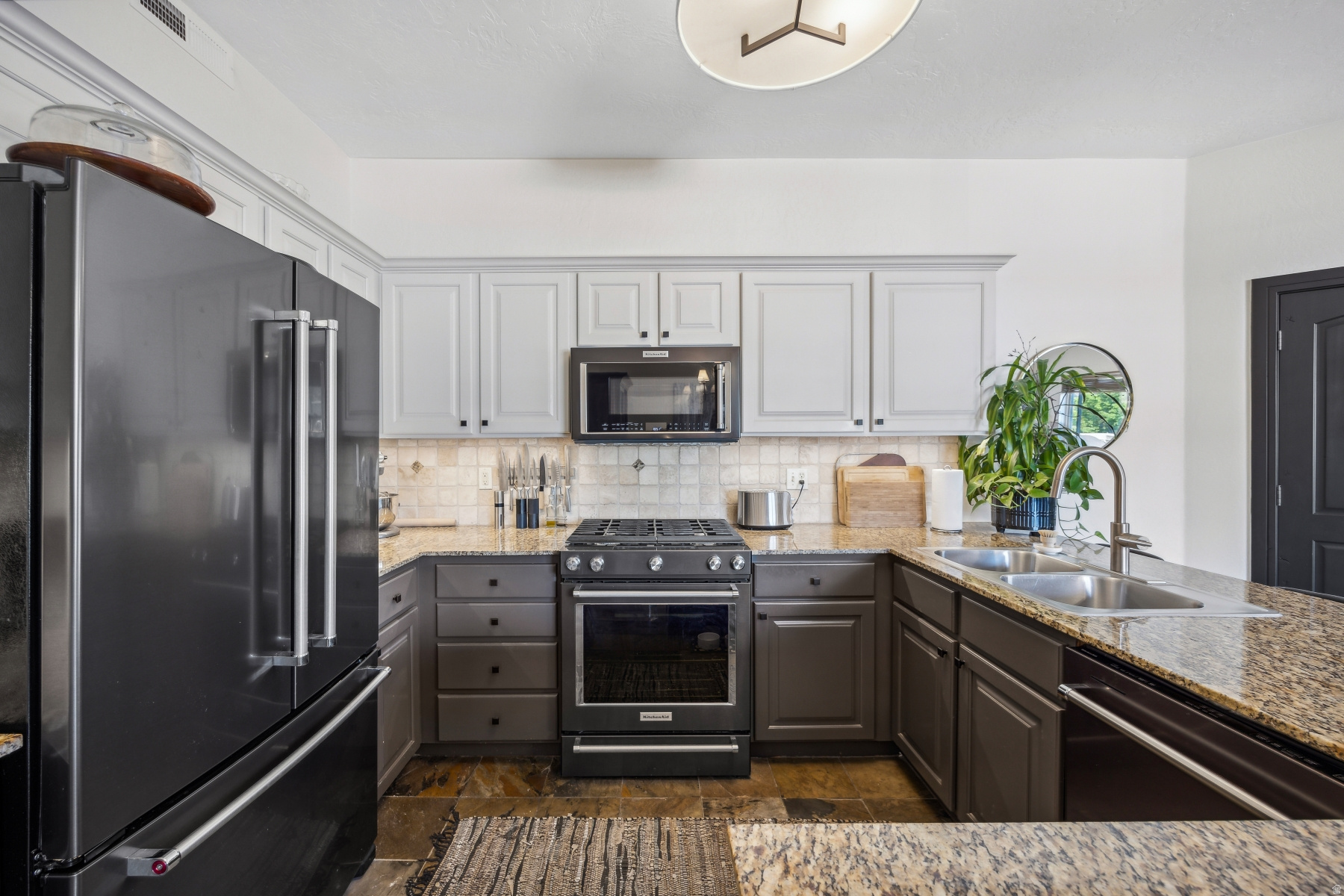 FOX POINT AT REDSTONE - Residential