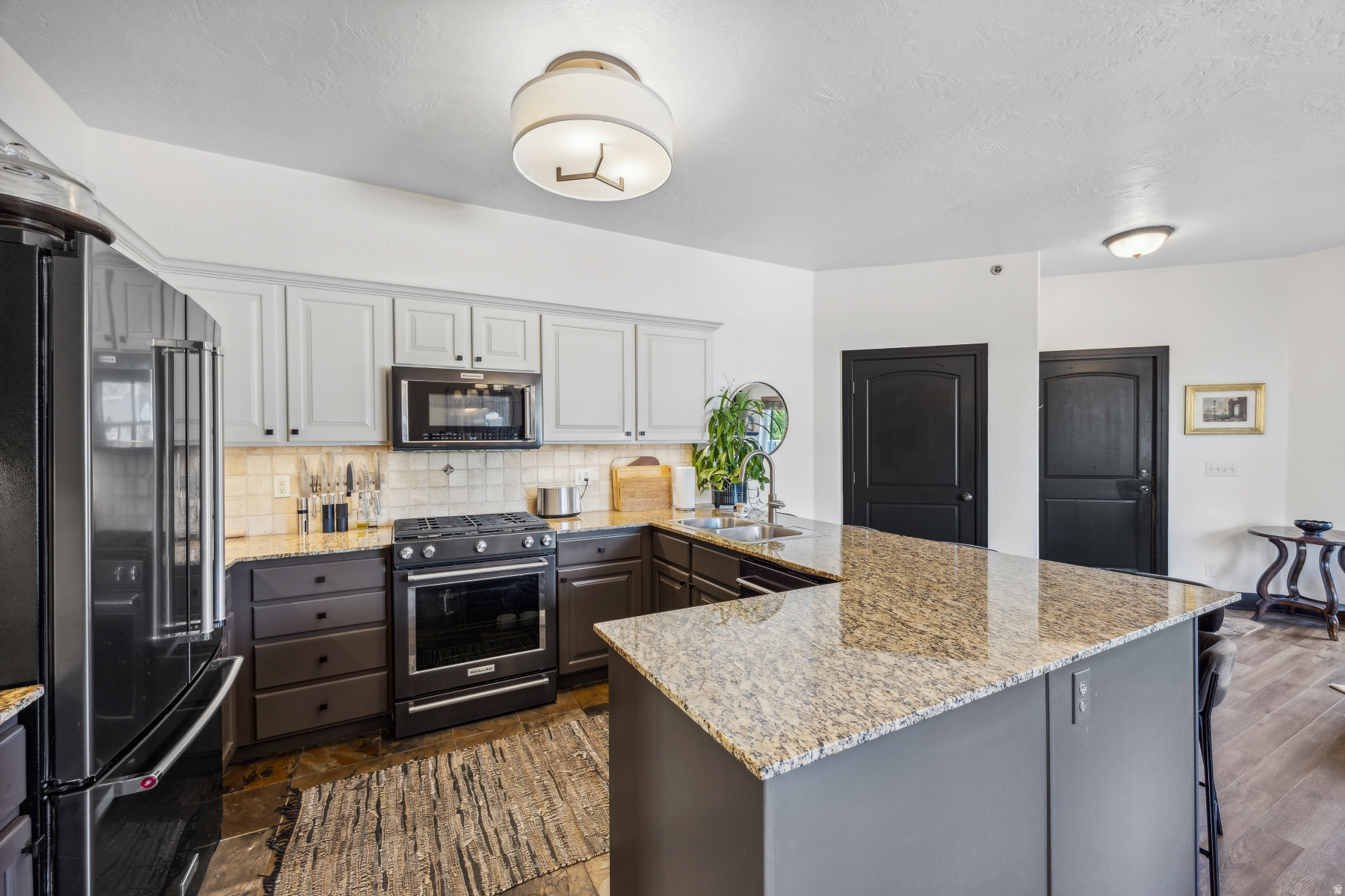 FOX POINT AT REDSTONE - Residential