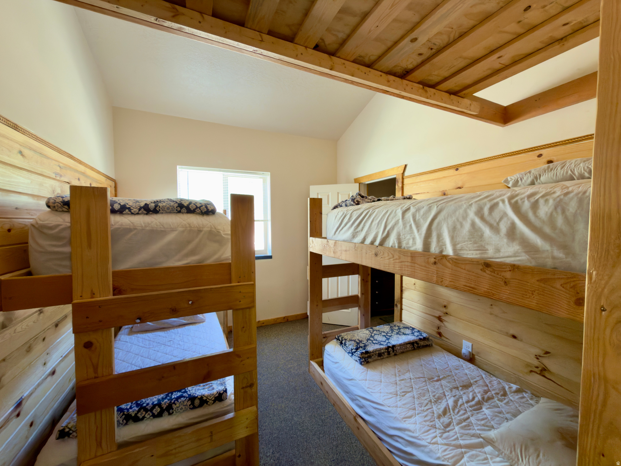 INDIAN HILLS - Residential