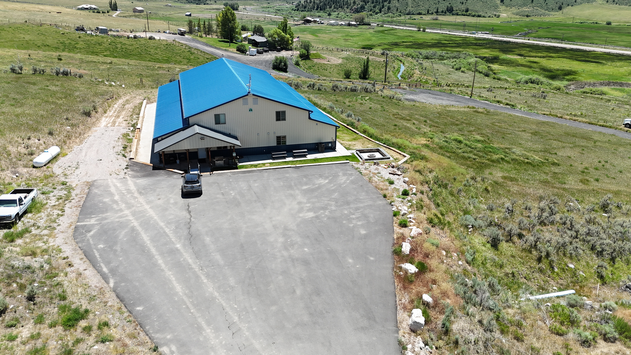 INDIAN HILLS - Residential