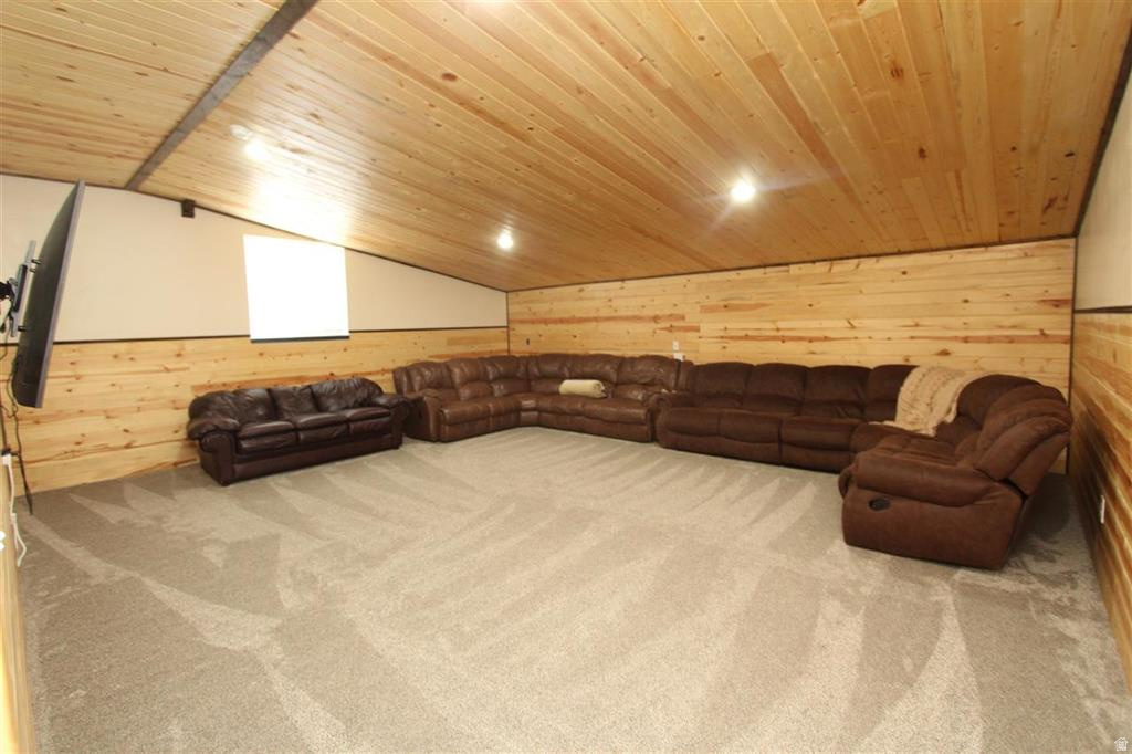 INDIAN HILLS - Residential