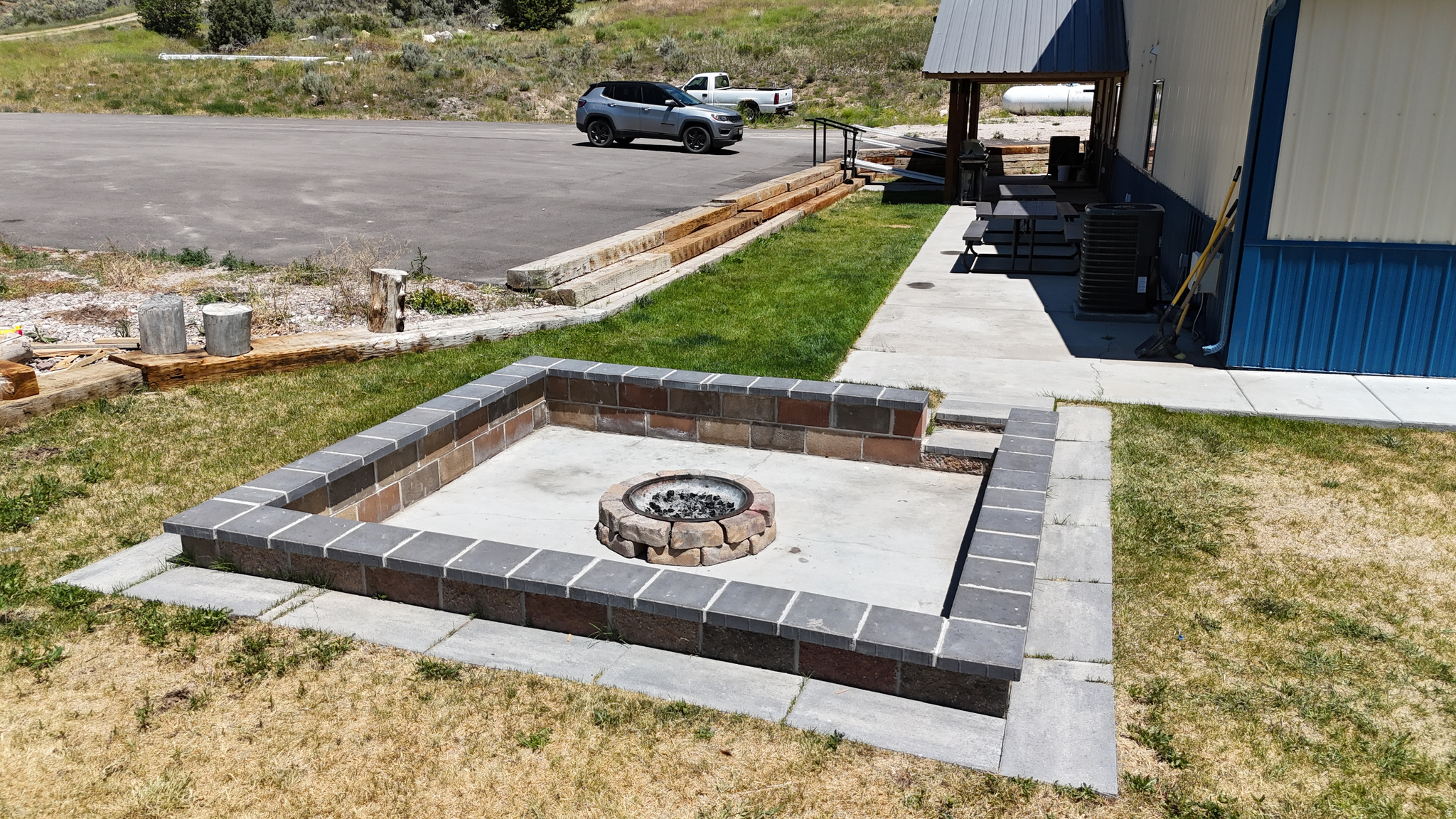 INDIAN HILLS - Residential