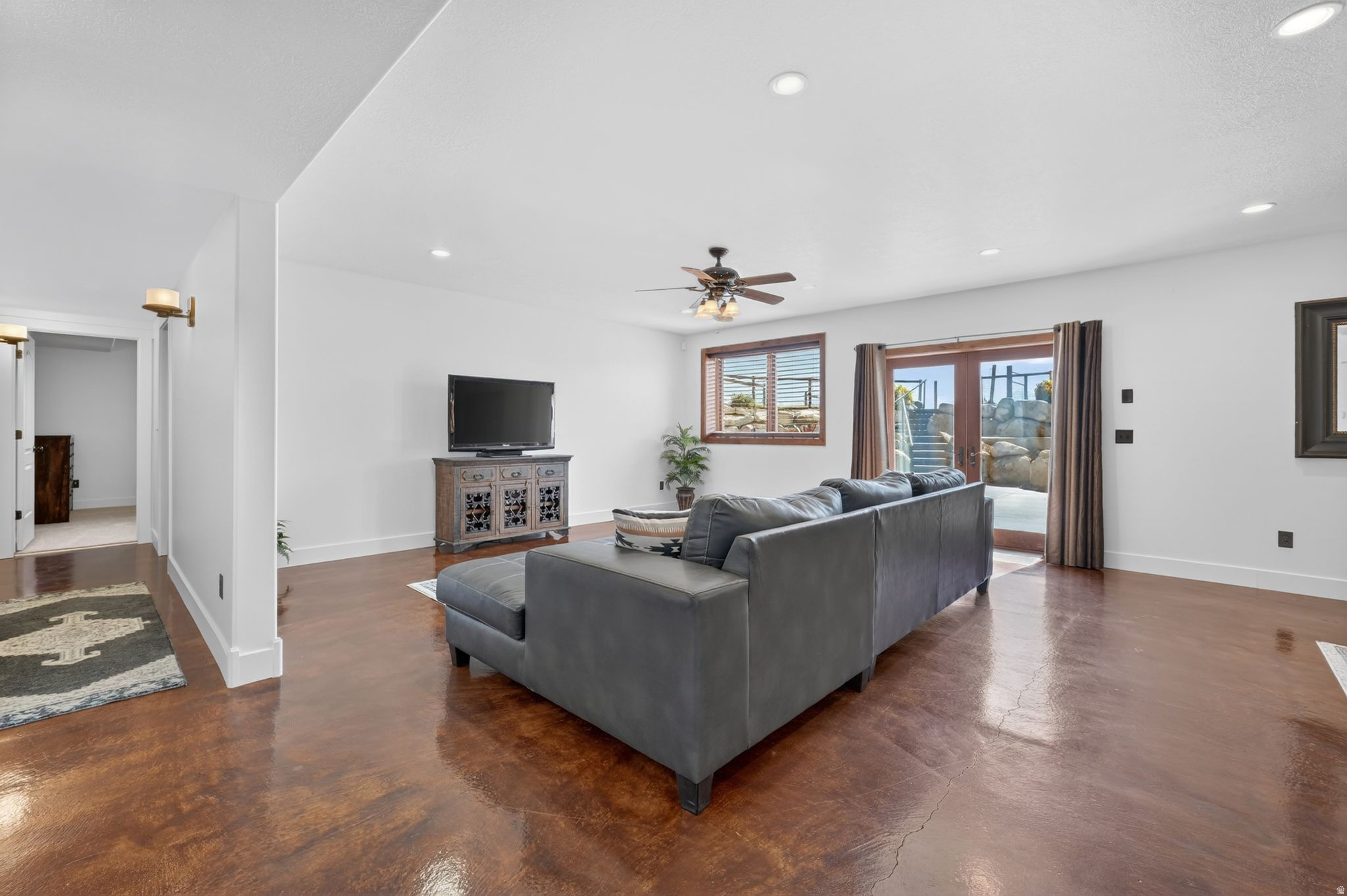 CEDAR PASS RANCH - Residential