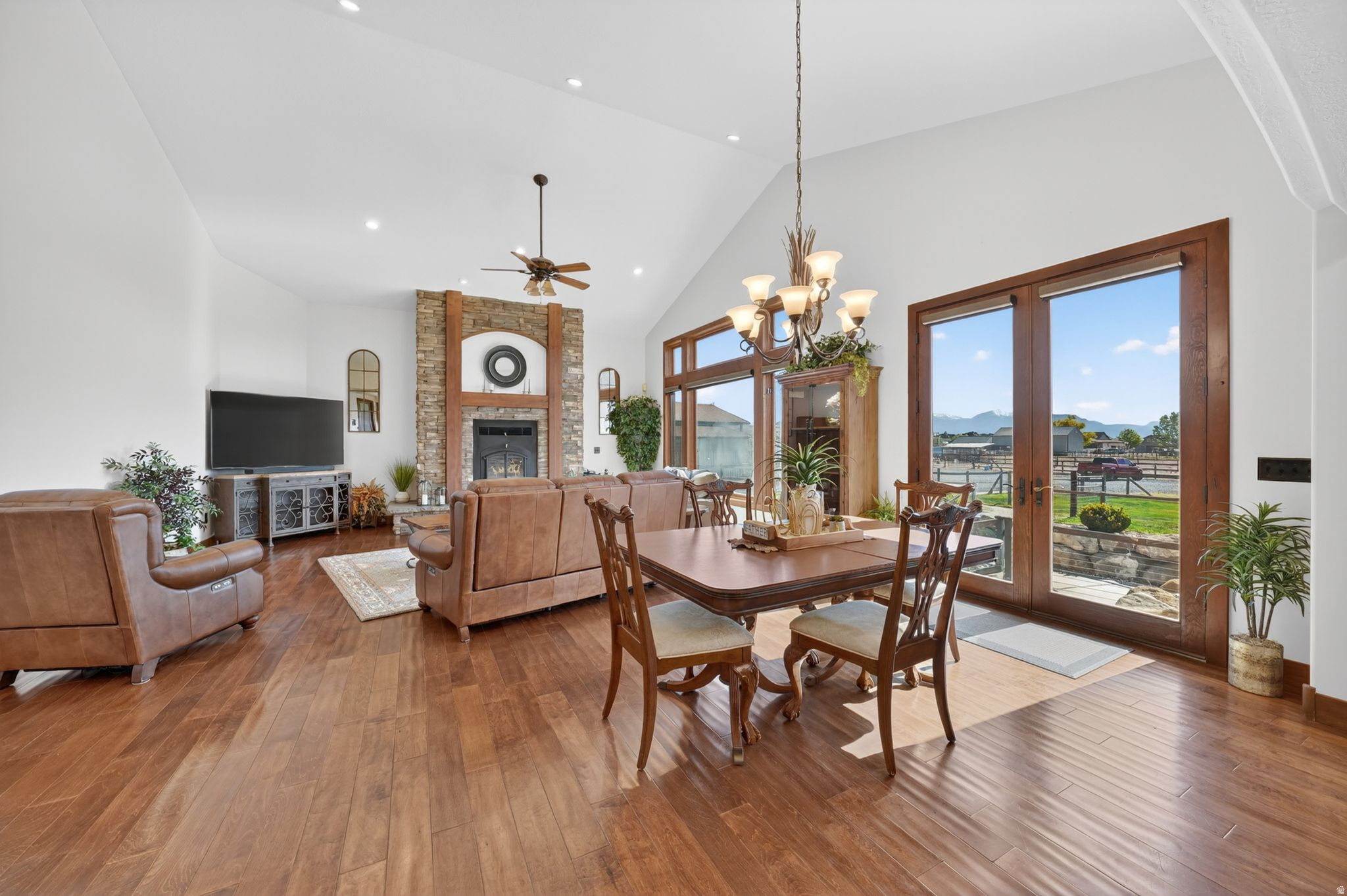 CEDAR PASS RANCH - Residential