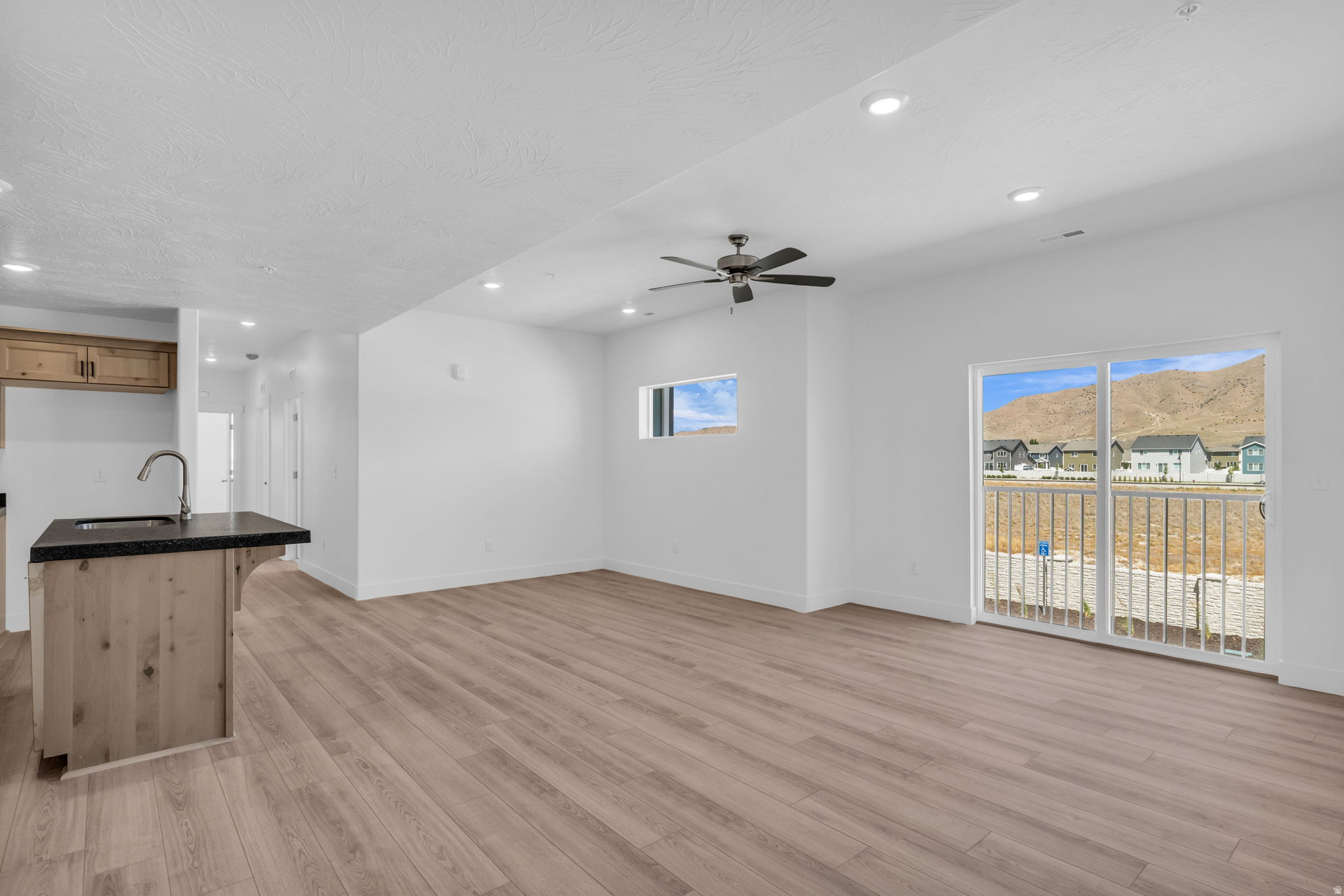 HARMONY CONDOS - Residential
