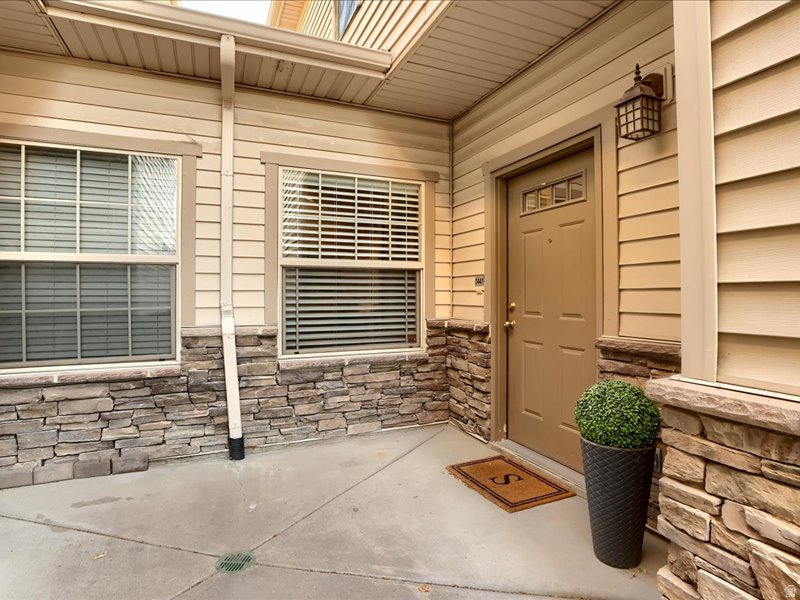 STONEGATE TOWNHOMES - Residential