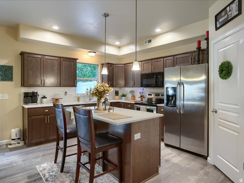 STONEGATE TOWNHOMES - Residential