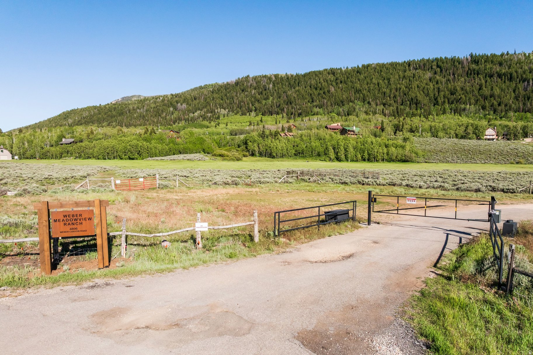 MEADOWVIEW RANCH - Residential