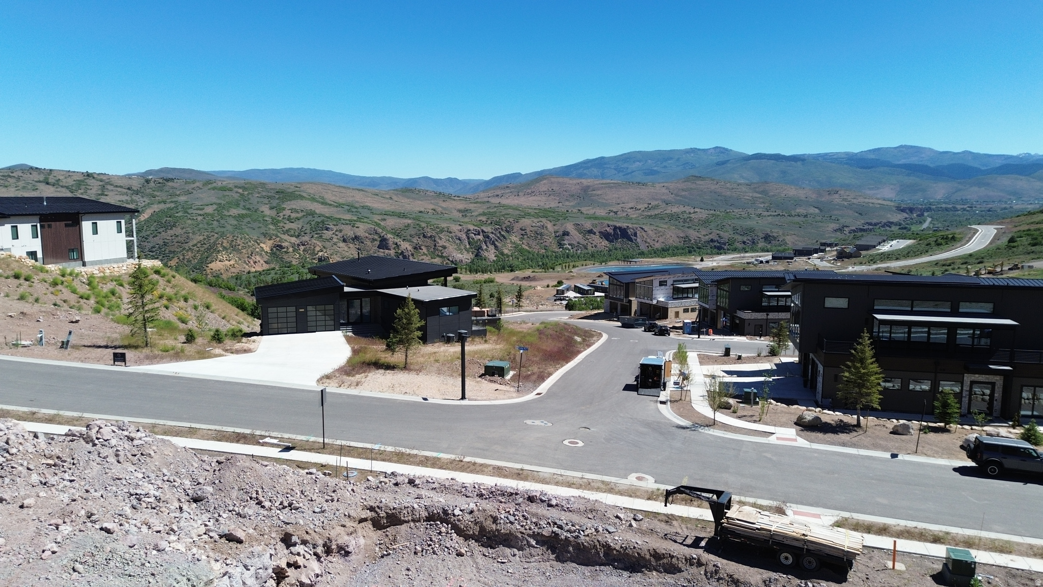 BENLOCH RANCH - Residential