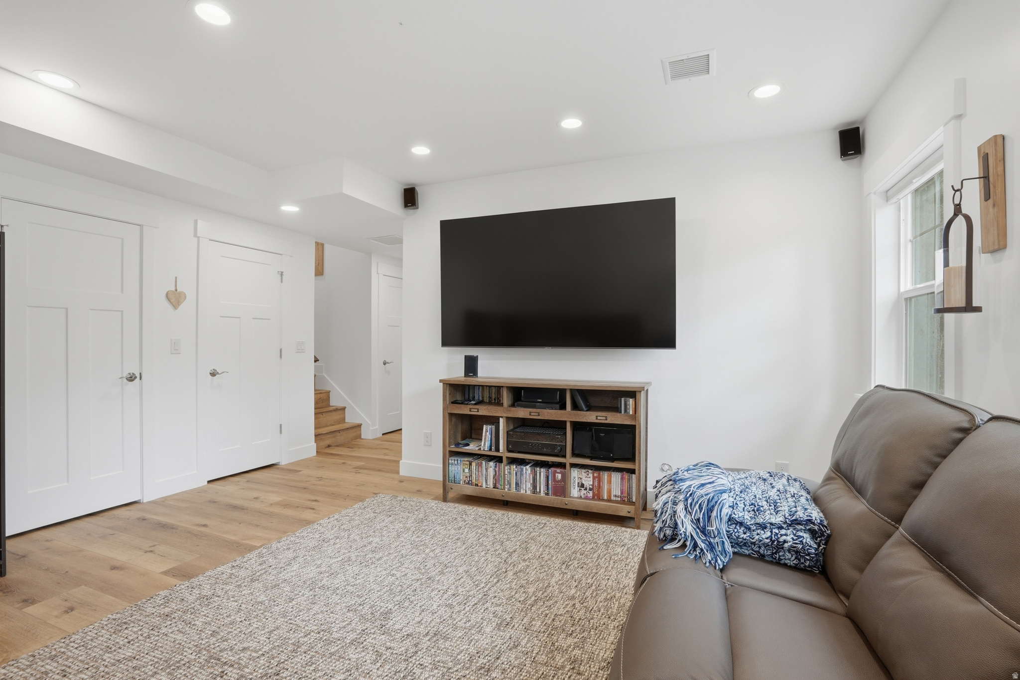 K & J - Residential