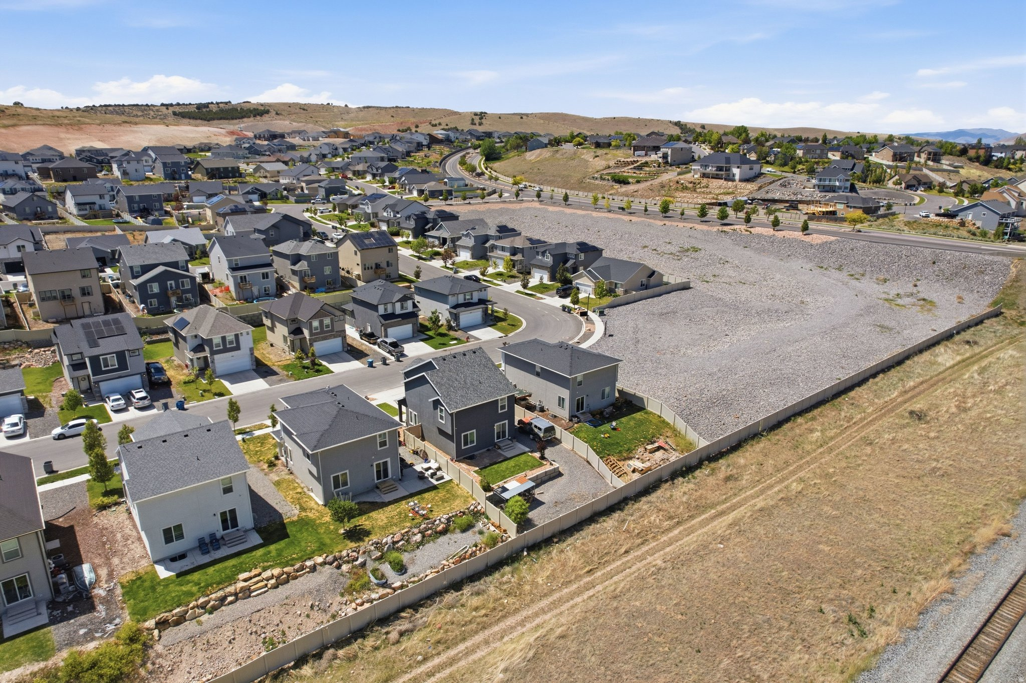 THE HILLS @ SUMMIT RIDGE - Residential