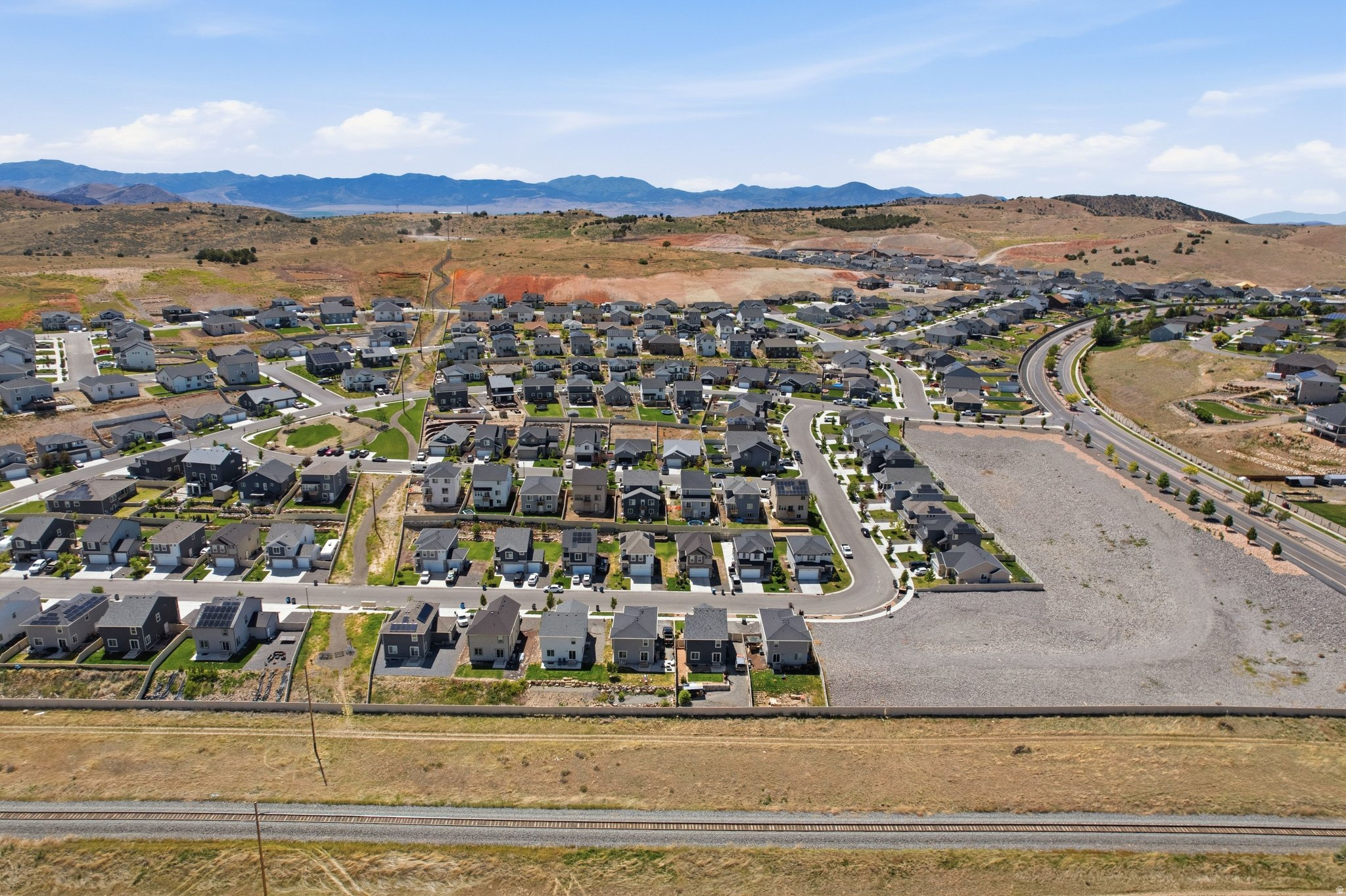 THE HILLS @ SUMMIT RIDGE - Residential