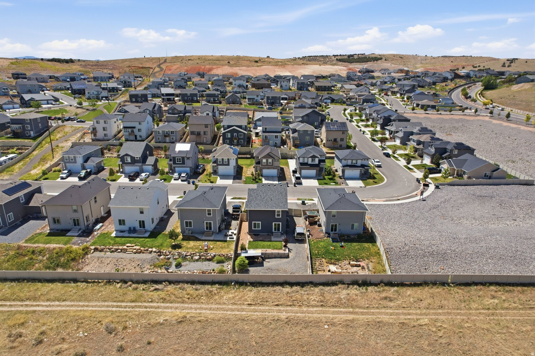 THE HILLS @ SUMMIT RIDGE - Residential