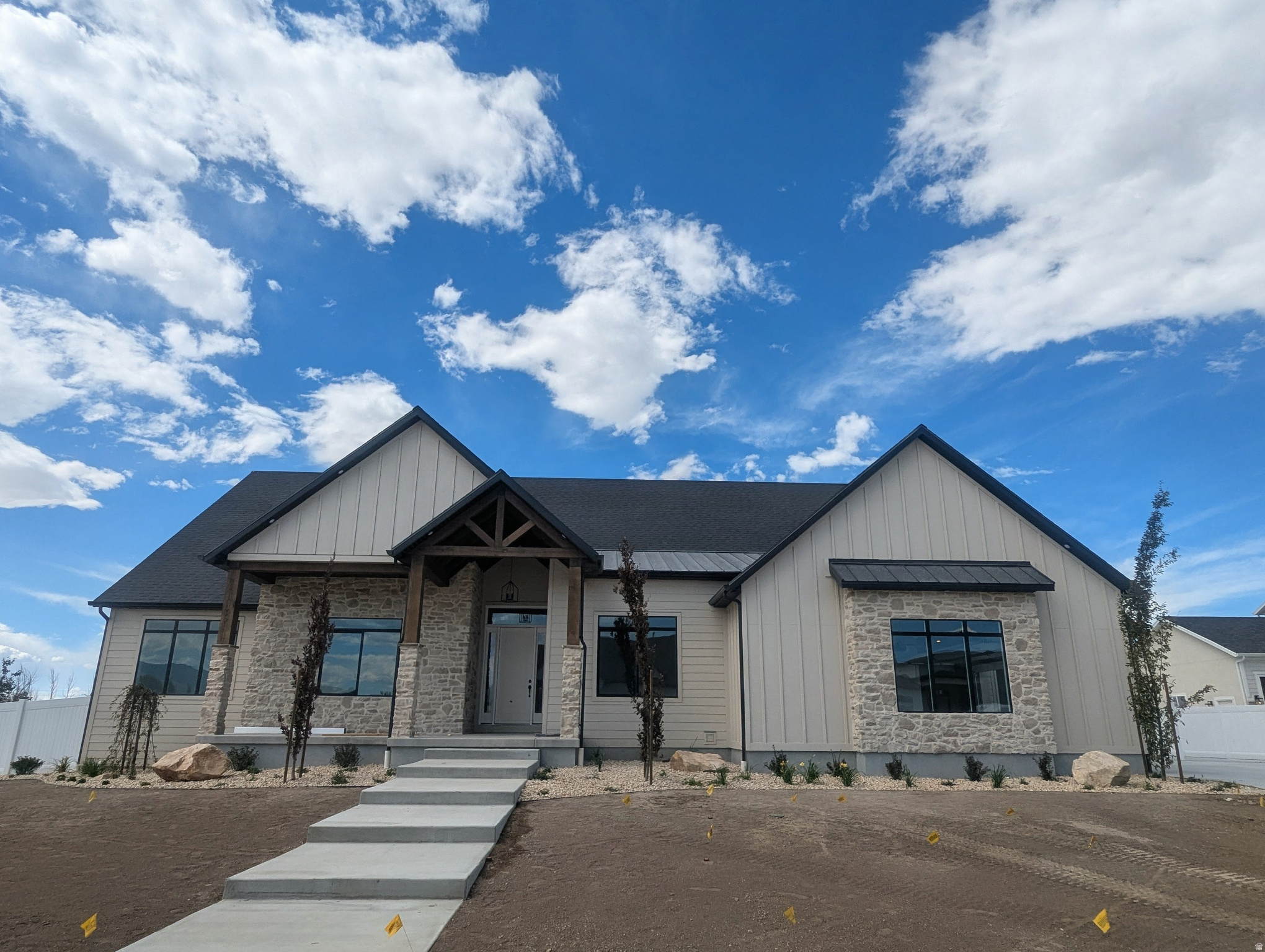 HERITAGE FARMS - Residential