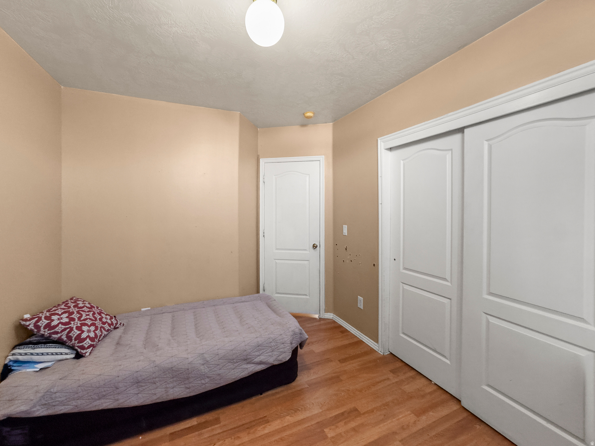 LAMPLIGHT VILLAGE - Residential