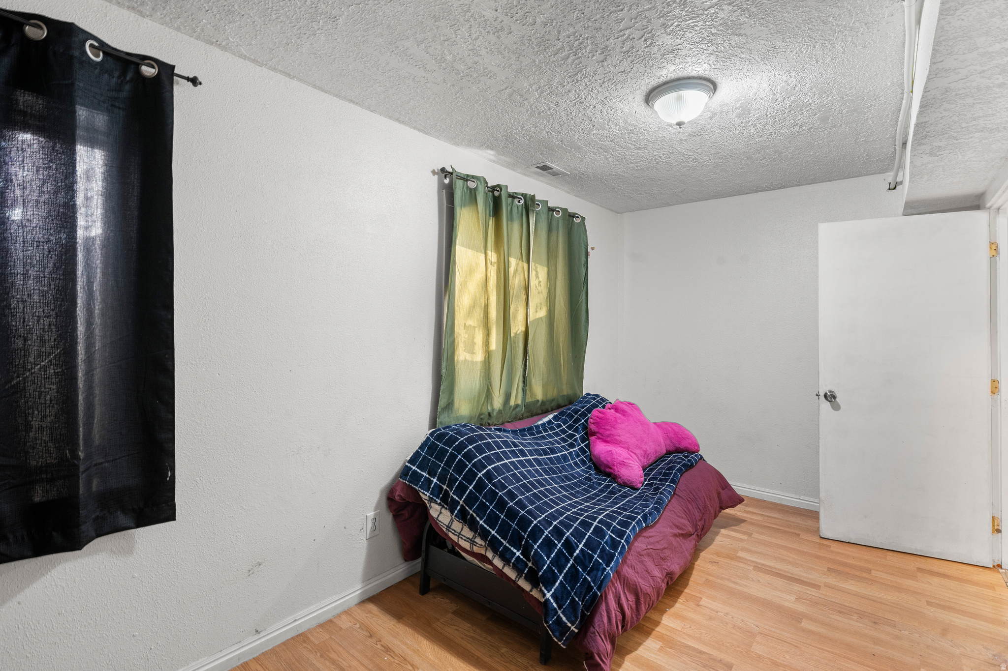 LAMPLIGHT VILLAGE - Residential