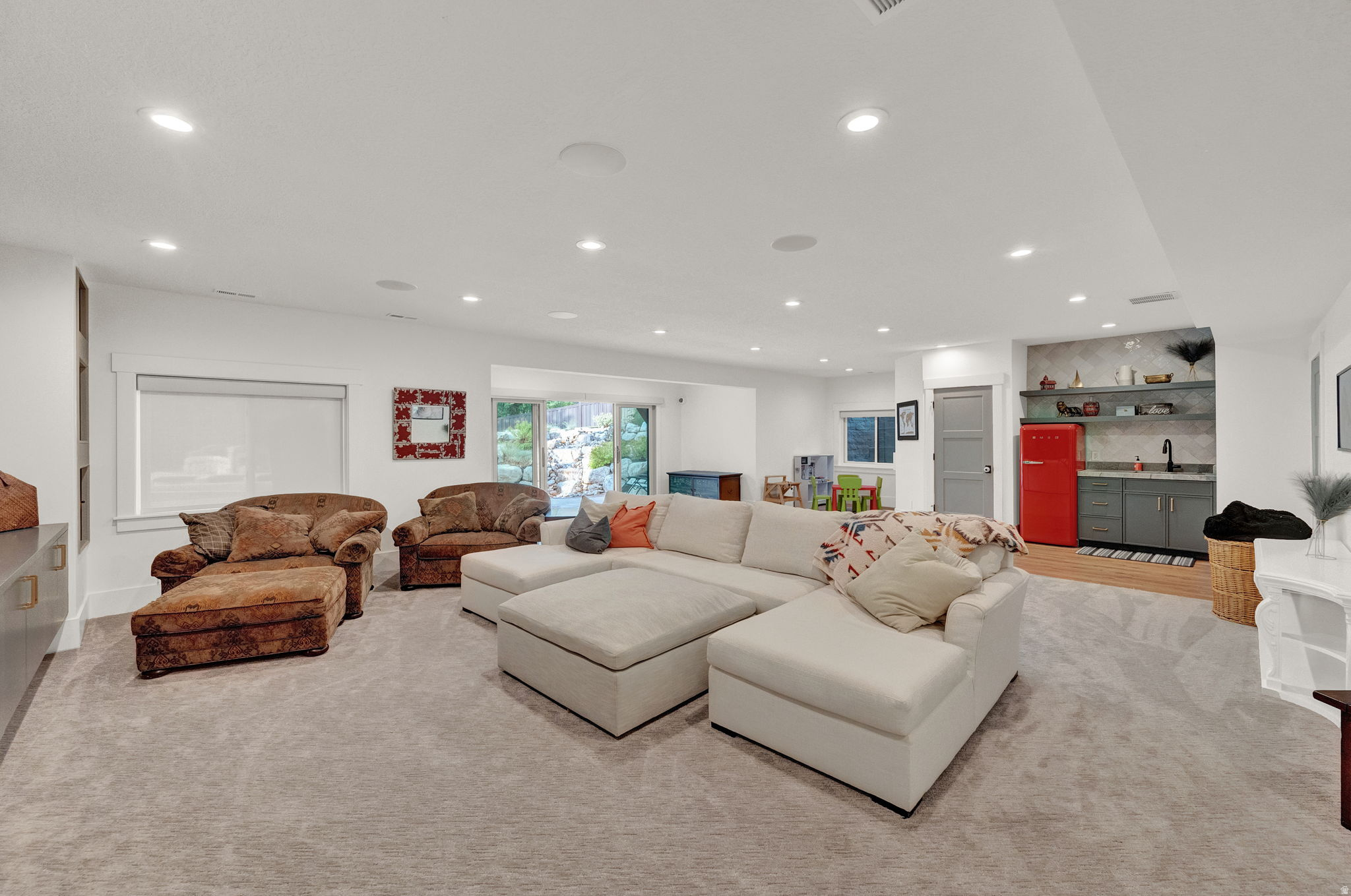 FLINT 2 LOT - Residential